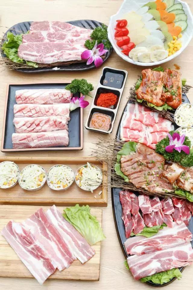 走一波,终于等到这家月销60W的人气烤肉店从市中心开到城南了!