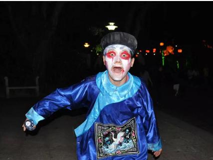 外国人如何过万圣节，小侃带你去转转