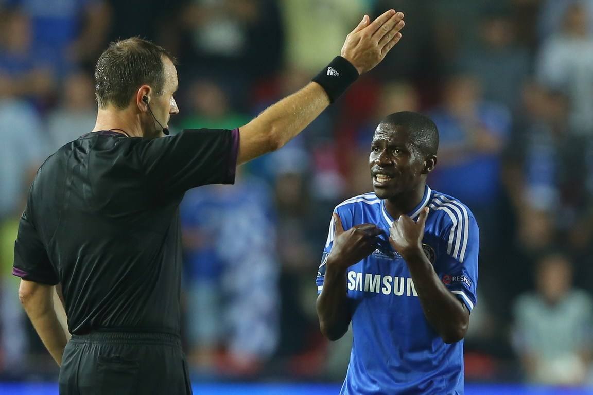 凭一己之力助球队保级，搬运工出身的他下赛季或重返欧洲