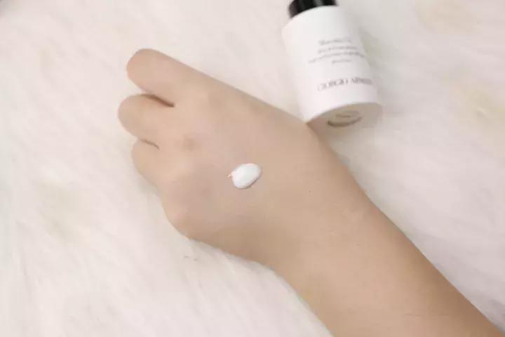 底妆测评遮瑕粉底液好用吗,底妆测评油皮