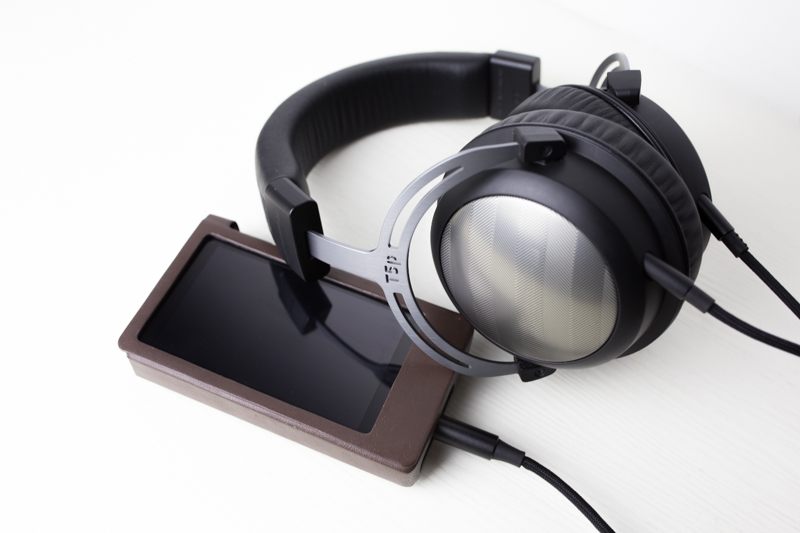 拜亚动力t5p三代和hd800s,拜亚动力t5p值得买吗