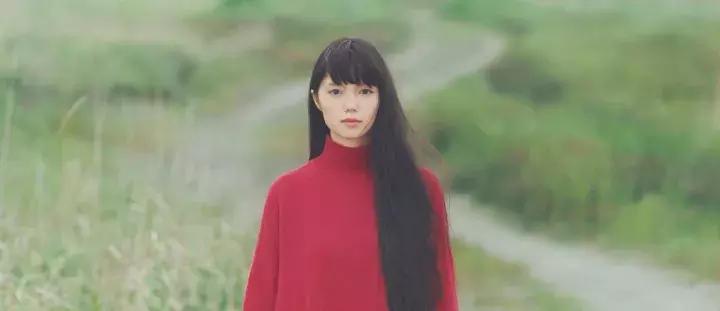 40-50岁减龄穿搭给你们,30岁至50岁这样穿年轻又好看