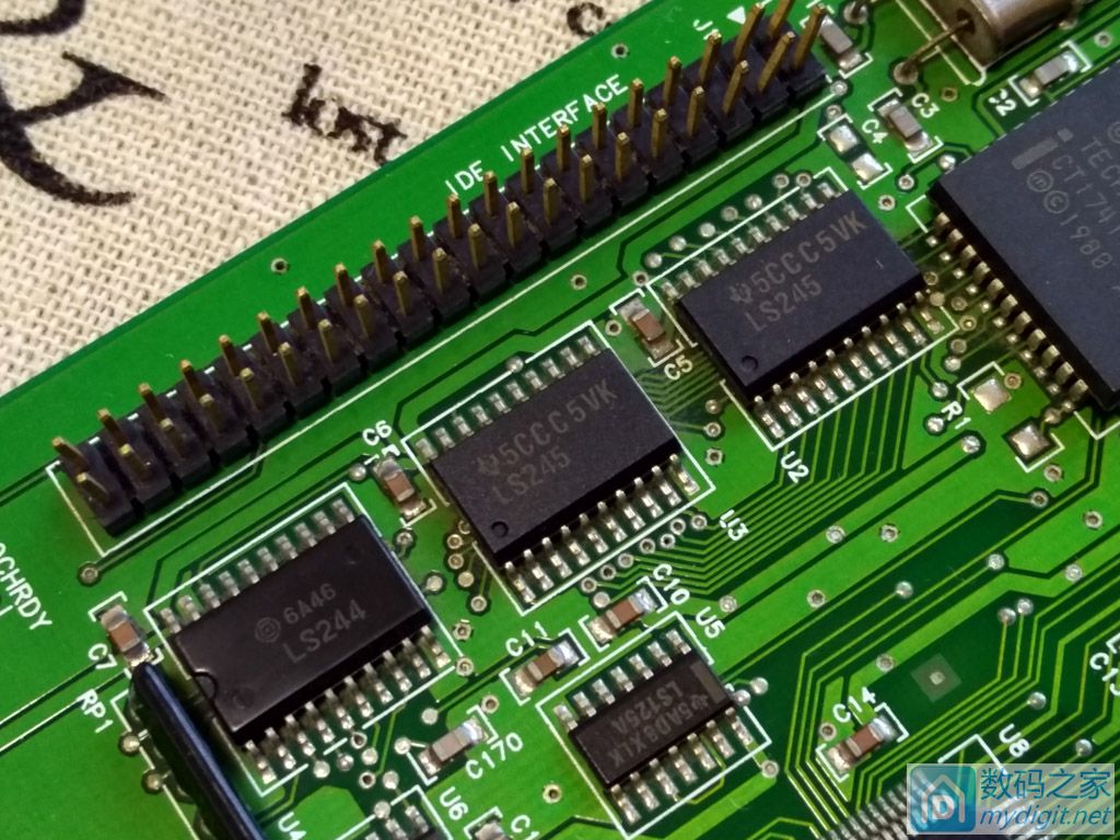 创新soundblaster5.1外置声卡,创新soundblasterawegold声卡