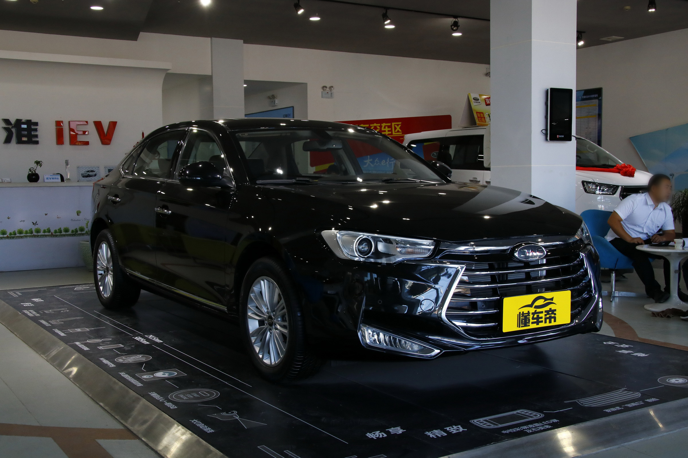 瑞风a60新老款,瑞风a60到底如何