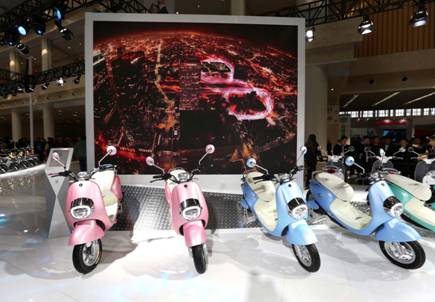 千军万马英雄道爱玛电动车全面领跑