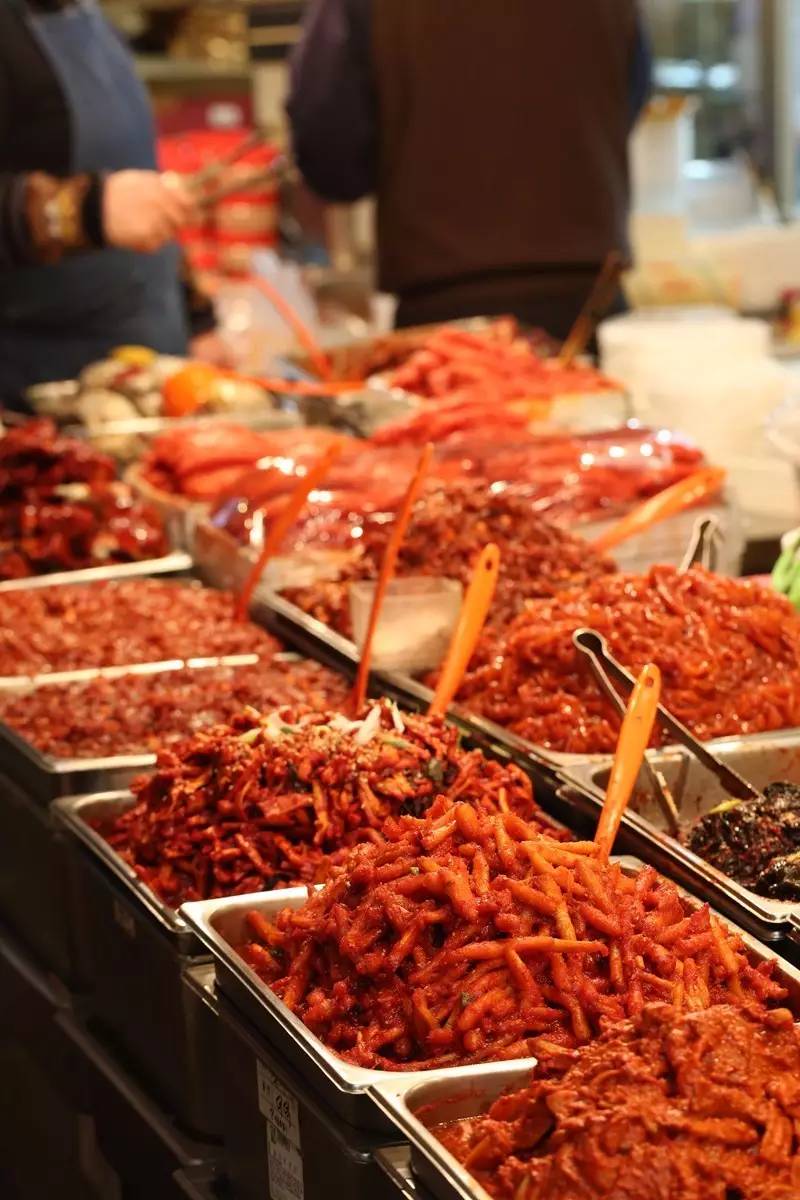 这里可能是唯一能够满足你吃到巨无霸海鲜和偶遇Runningman的地方了！