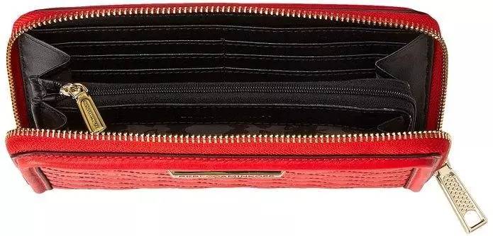 买钱包还是卡包,chanel链条钱包好买吗