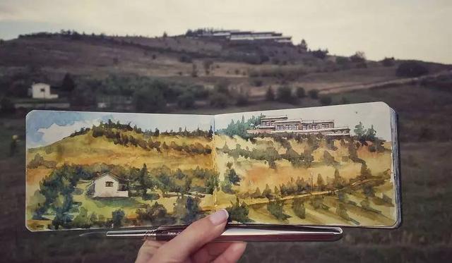 为旅行留下一份美好的记忆,去一个地方旅游留些什么纪念品