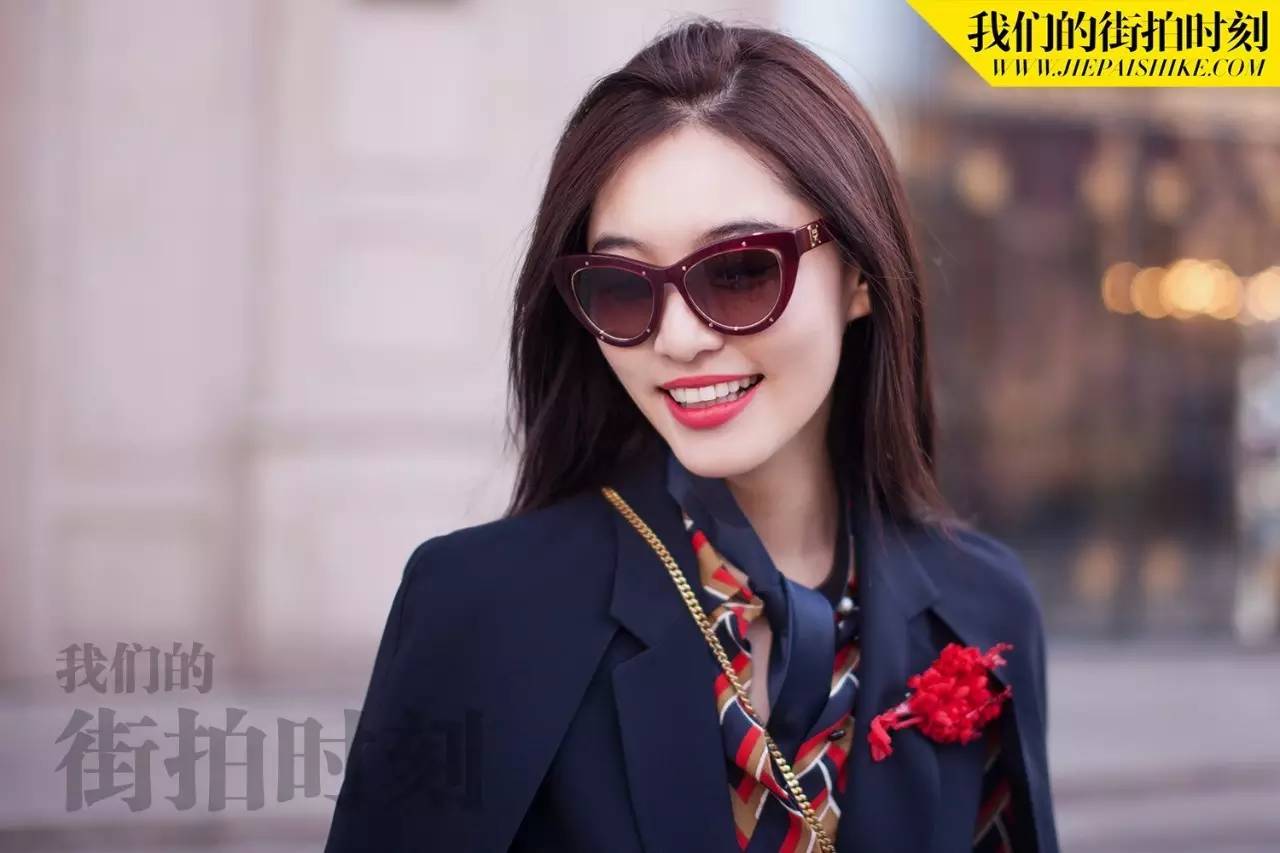 送鞋子包包啦正是花漾好时节，赶快抛弃闷骚，一起来扮美吧！