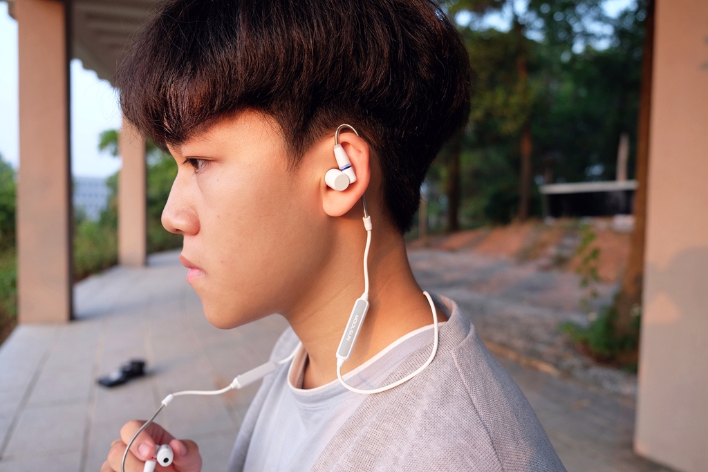 沐圣耳机怎么样,一款可以自己手动diy的入门级耳机