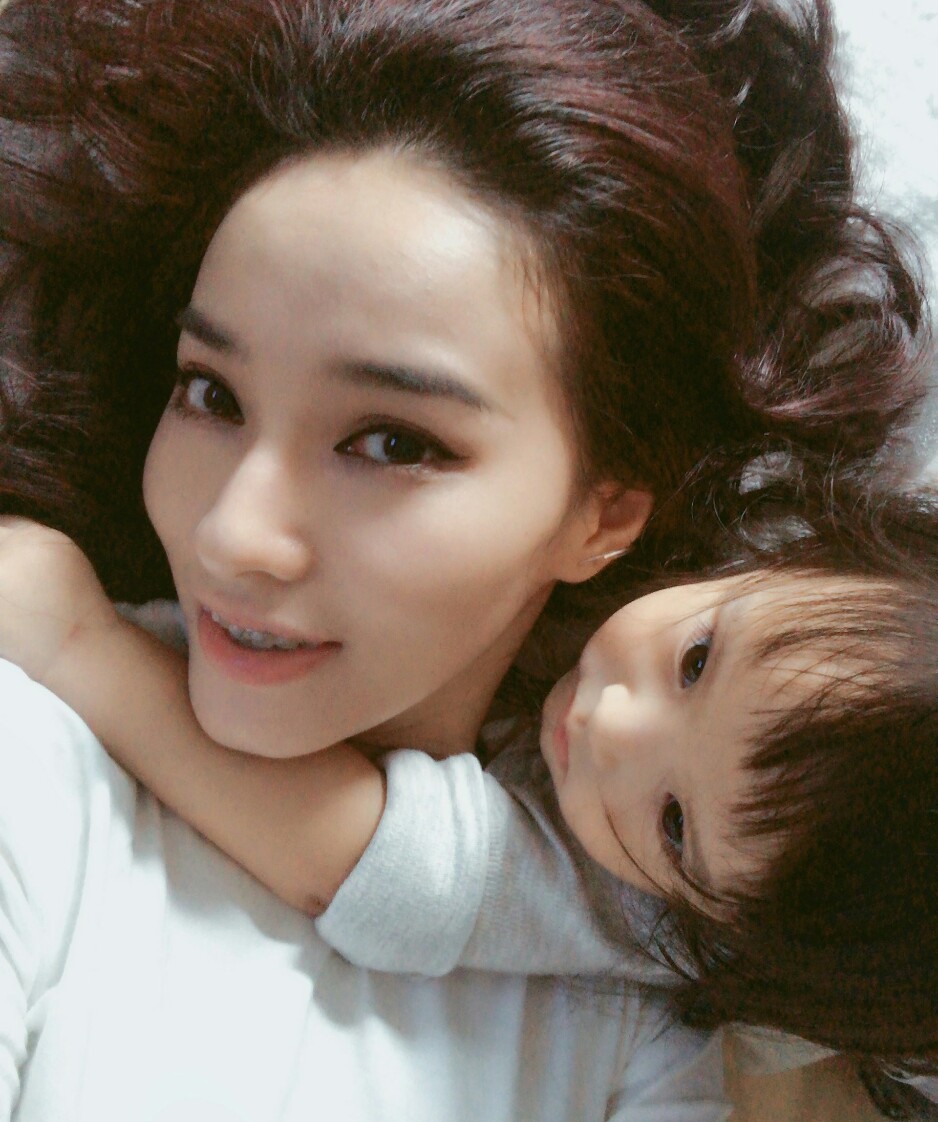 欧弟女儿jojo,jojo欧弟女儿的打扮