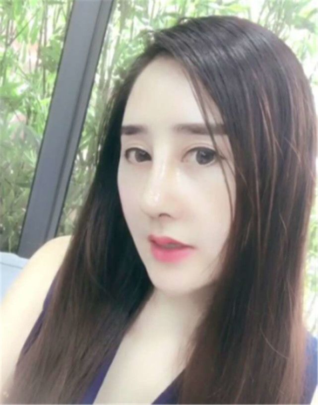 已婚女子被丈夫嫌弃“猪拱嘴”，悲愤整容，现成探探万人女神