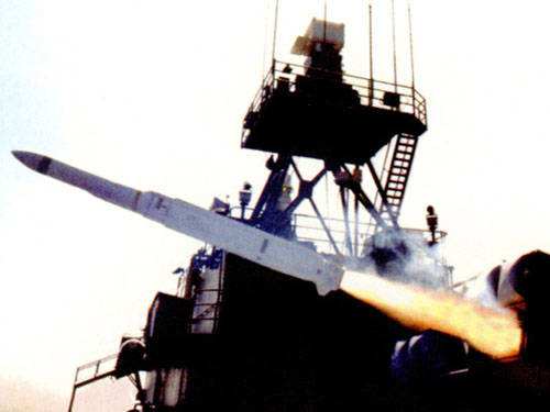 日本眼光独到选中一款美式*器武**:花大价钱也想要却被自已人坑惨了