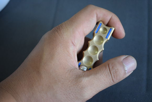 除了指尖陀螺以外的陀螺玩具,多功能黑科技指尖陀螺玩具