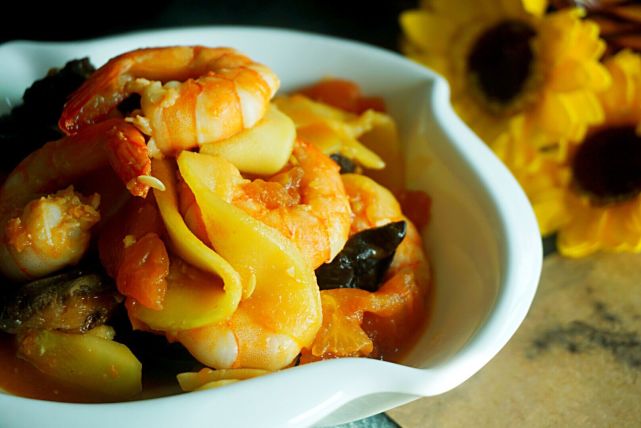 日常买菜不知道买什么吃,冬天买这三种菜来做很美味