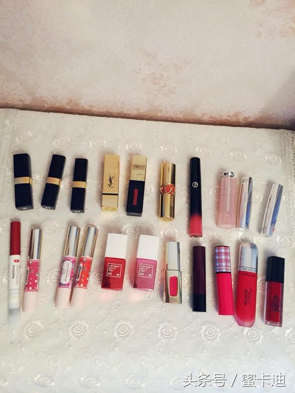 作为一个女孩子,我们应该要有很多唇膏,评测一下我收集的唇膏