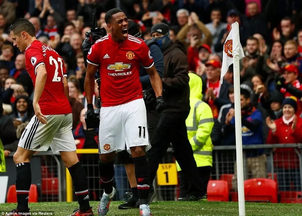 穆帅英超逆转视频,穆帅在曼联出局