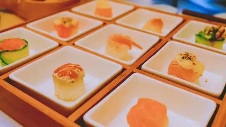 高端日本寿司料理,正宗日式寿司料理