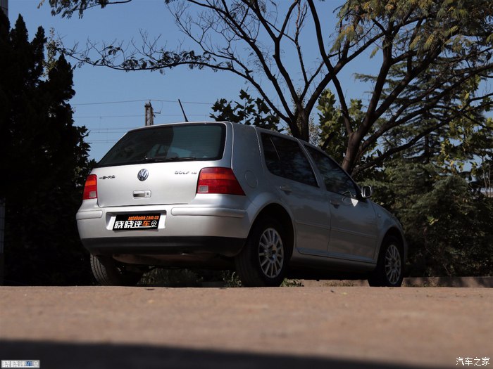 两万块钱能买到几年的高尔夫,两万多块钱买个二手车