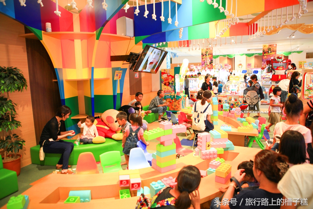 冲绳美国村购物中心 (冲绳永旺梦乐城)