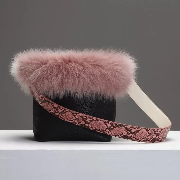 20左右小众高颜值包包,小众品牌包包斜挎包