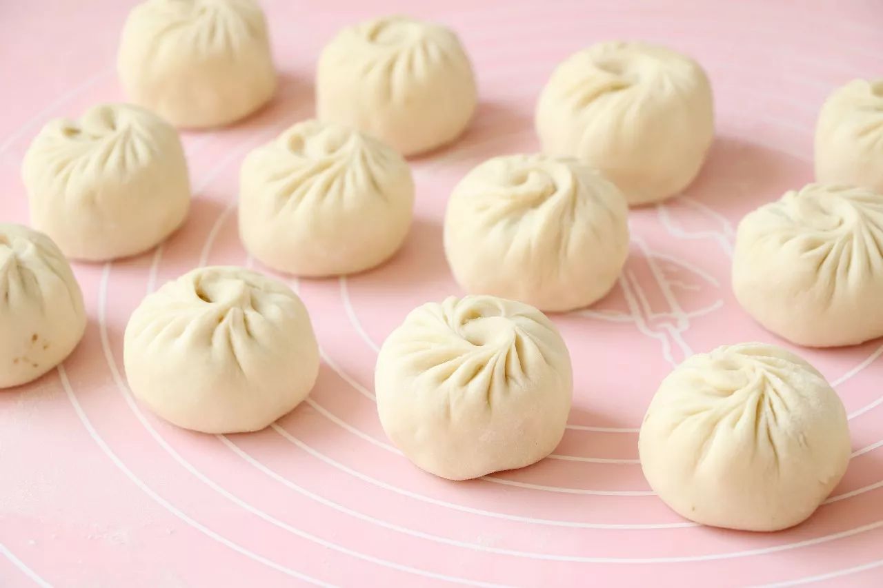 老面馒头包子的做法,早餐店老面包子馒头制作技术