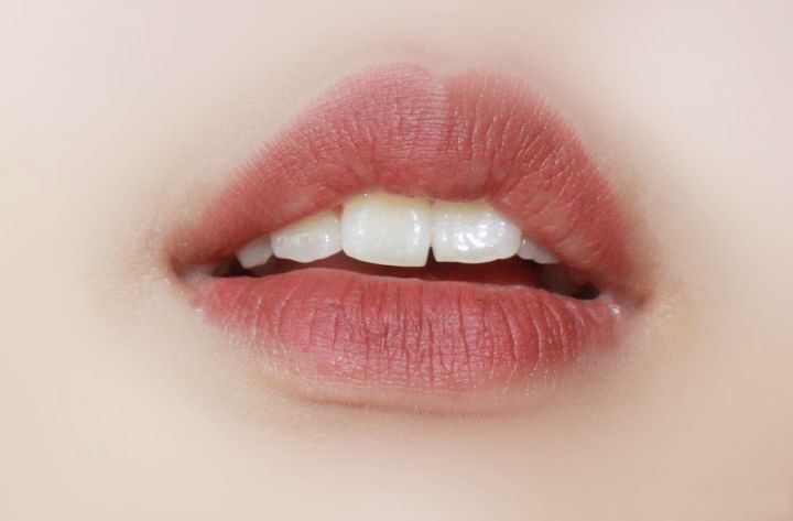 今年秋冬最显白的口红种草必备,秋冬显白口红色号推荐