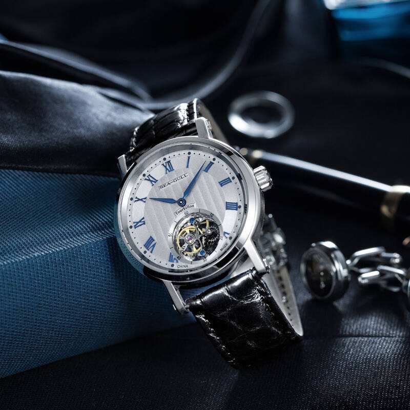 怎样选购陀飞轮手表 (新人怎么选择陀飞轮手表)