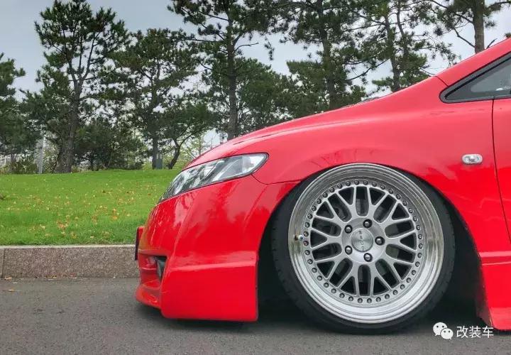 哪一年的8代思域适合改装,本田思域越来越帅