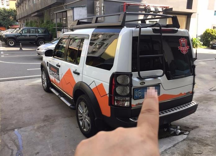 路虎发现4座椅改装案例,路虎发现4爱马仕橙色内饰改装