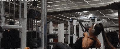 六个打造宽大背部肌肉的训练动作,5个简单的背部训练动作