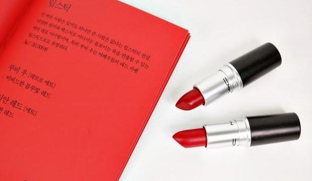 mac102口红测评,mac尤雾弹口红测评