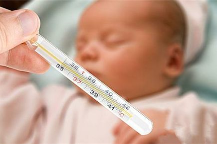 13个月宝宝发烧38.4怎么物理降温,宝宝发烧怎么物理降温最好的方法