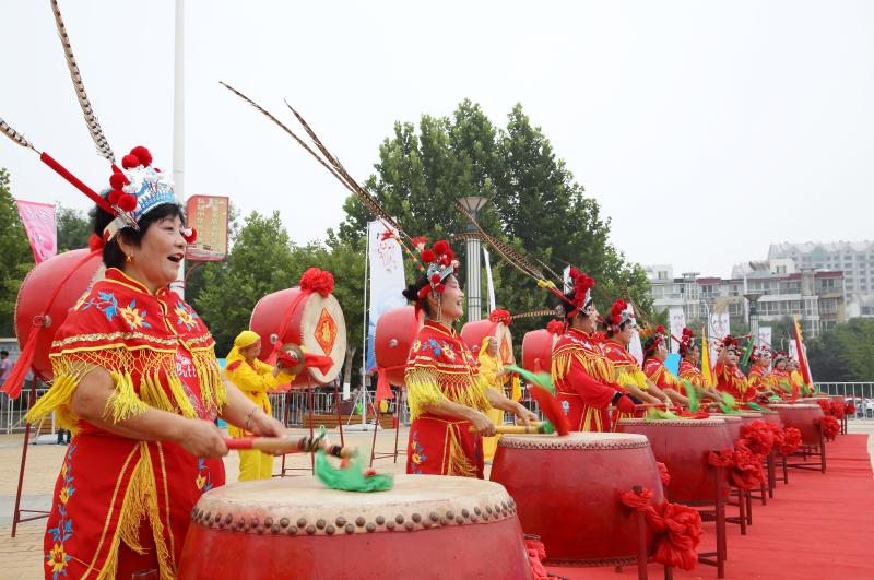 让更多人享受到体育的快乐,让群众享受到文化活动带来的乐趣