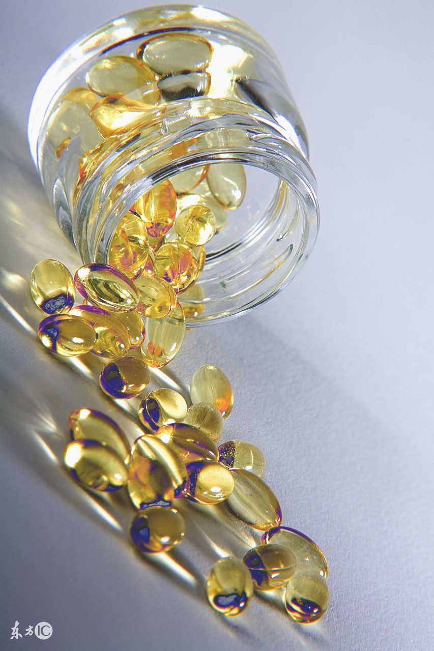 用它祛斑很有效一夜斑点哗啦掉,祛斑早晚贴面膜