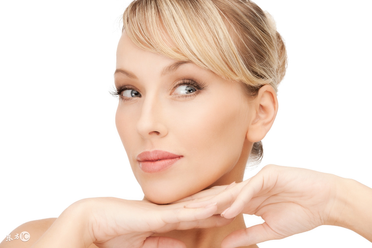 用它祛斑很有效一夜斑点哗啦掉,祛斑早晚贴面膜