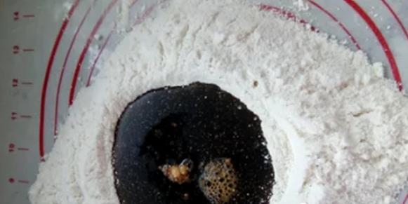 香甜口感松软的红糖核桃包，大人老人最适合，让你包住幸福家庭