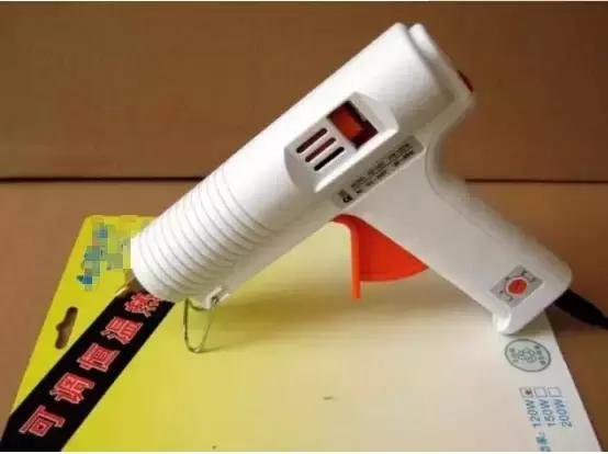 鞋子脱胶了怎么才能不用胶水修复,鞋子脱胶怎么处理牢固