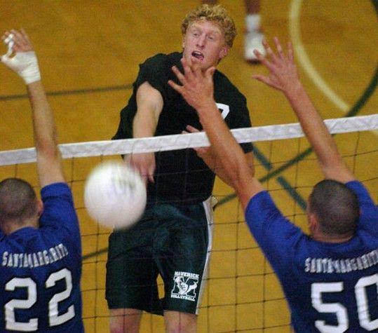 篮球非主业！詹皇手腕不收拾不打篮球纳什足球不输职业运动员