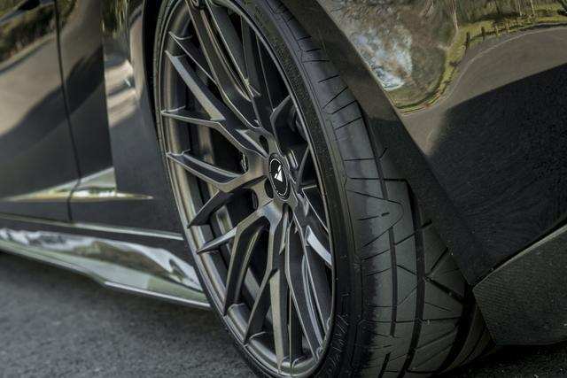 兰博基尼超级跑车的玩具视频,土豪的玩具车阿斯顿马丁