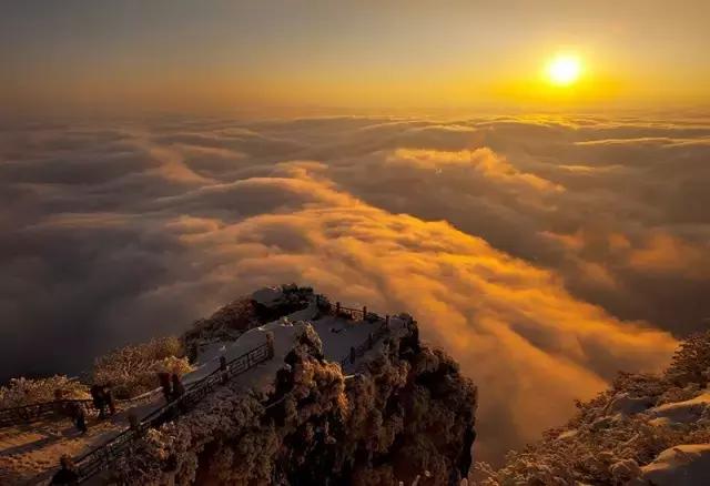 国庆峨眉山云海日出最佳时间,峨眉山夏季看日出最佳时间