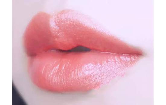 欧莱雅口红小妖金微醺血橙试色,欧莱雅小细管口红试色129