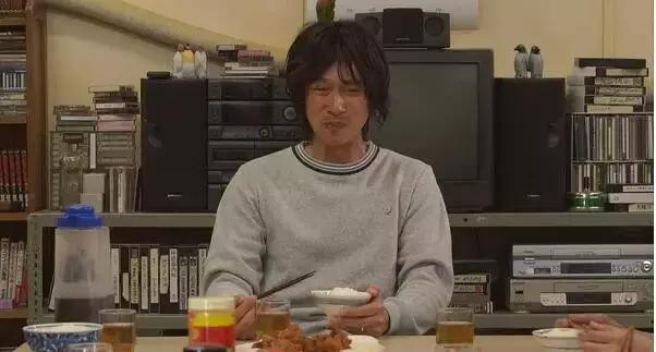 不帅的大叔,不帅但有魅力的大叔