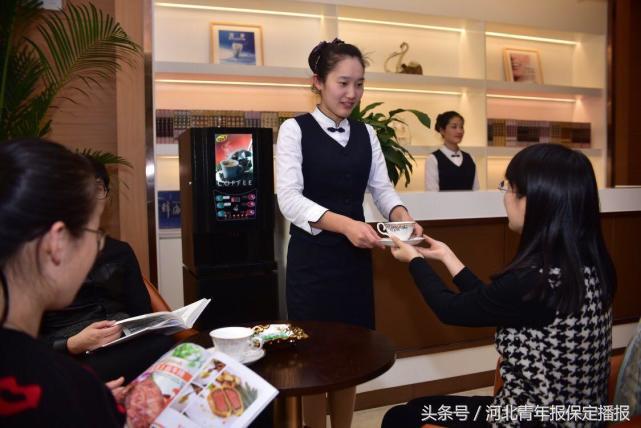 专属咖啡区、全覆盖WIFI……河青记者带你体验高端口腔诊疗服务