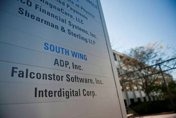 飞康CEO：“摘牌”“退市”是谣言，我们只是转换了股票交易平台