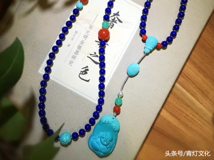 青金石遇酒精褪色是假的吗,青金石会盘掉色吗