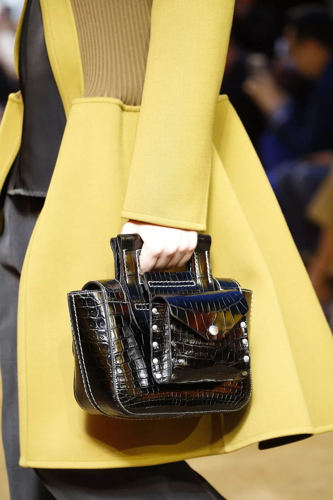 月入1w买20w的车,月薪5000的我是怎么存钱买房的