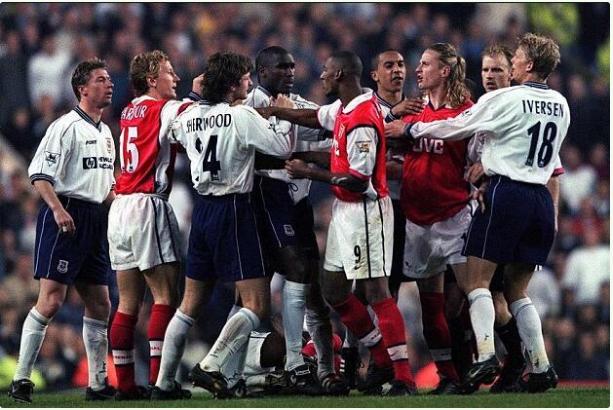 枪手vs曼联,枪手大战肯尼迪