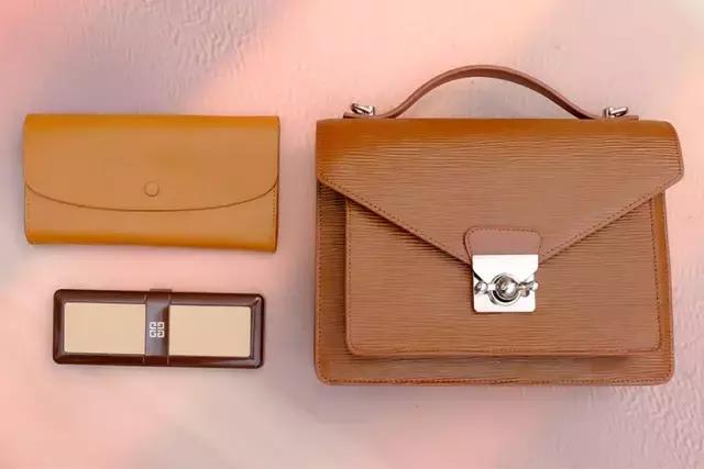 鏀惰棌杩囩殑鍖呭寘,鏀惰棌杩欏嚑涓簵閾轰笉鐢ㄦ剚绌挎惌