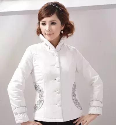 去外婆家拜年扎什么发型,短发如何扎喜庆发型